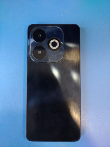 Купить Infinix Smart 8 Pro 8/128GB (X6525B) Duos в Иркутск за 2600 руб.
