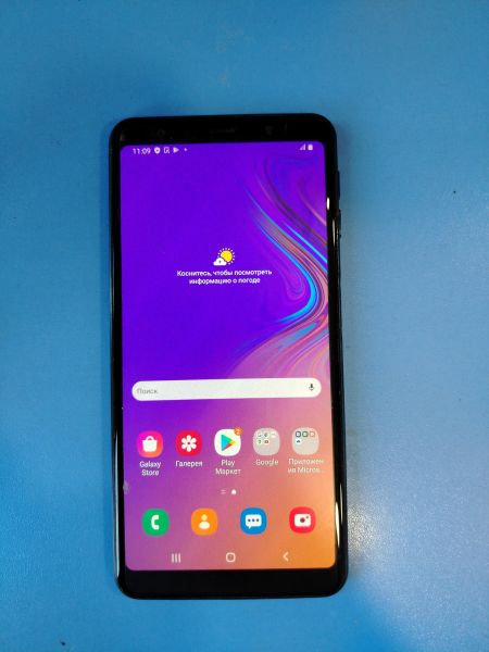 Купить Samsung Galaxy A7 2018 4/64GB (A750FN) Duos в Иркутск за 4000 руб.