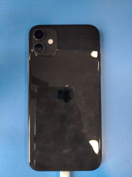 Купить Apple iPhone 11 64GB в Иркутск за 13750 руб.