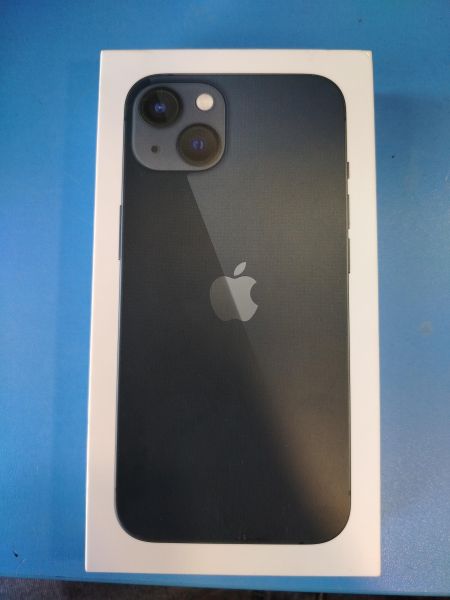 Купить Apple iPhone 13 128GB в Иркутск за 26650 руб.
