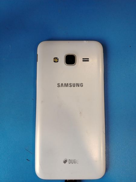 Купить Samsung Galaxy J3 2016 (J320F) Duos в Иркутск за 900 руб.
