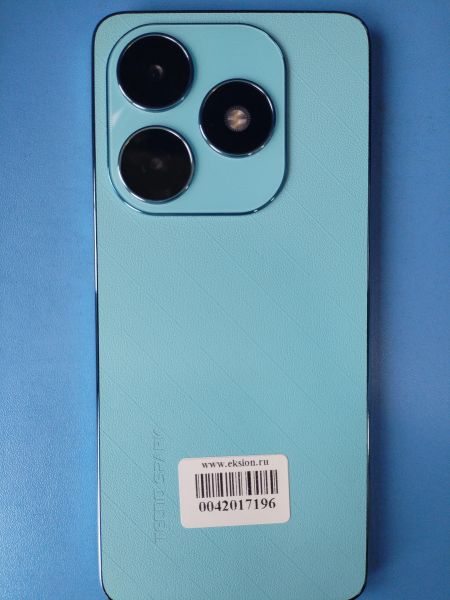 Купить TECNO Spark 20 8/128GB (KJ5n) Duos в Иркутск за 6400 руб.