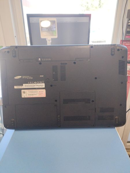 Купить Samsung NP-R540-JT01RU (8GB/SSD 240 GB) в Иркутск за 4800 руб.