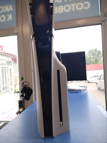 Купить Sony PlayStation 5 Slim 1TB (CFI-2000A) в Иркутск за 38650 руб.