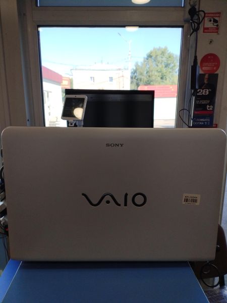 Купить Sony SVE1512G1RW (5/128GB) в Иркутск за 4100 руб.