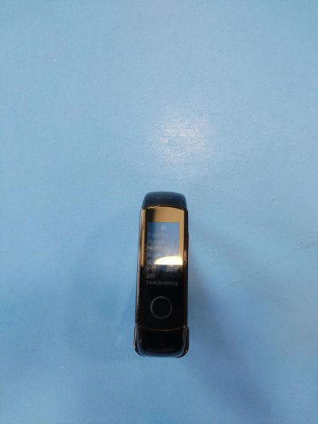 Купить Honor Band 5 (5-B8B CRS-B39S/B19S/5-3D7) с СЗУ в Иркутск за 200 руб.