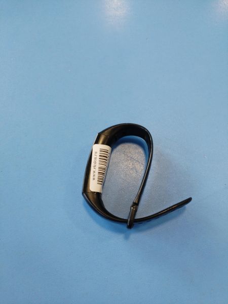 Купить Honor Band 5 (5-B8B CRS-B39S/B19S/5-3D7) с СЗУ в Иркутск за 200 руб.