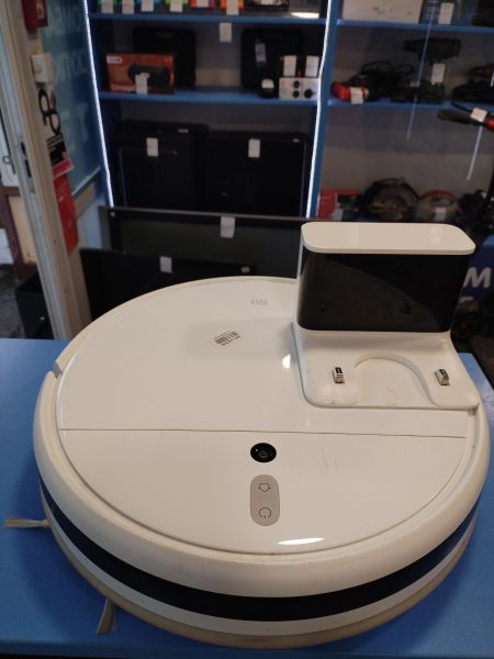 Купить Xiaomi Mi Robot Vacuum Mop (STYTJ01ZHM) с СЗУ в Иркутск за 3400 руб.