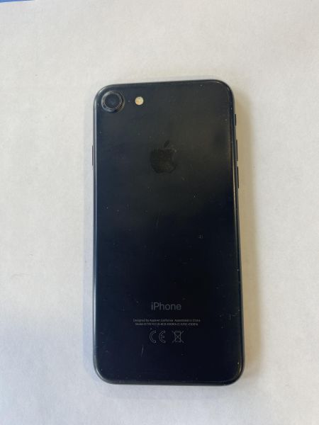 Купить Apple iPhone 7 128GB в Иркутск за 4100 руб.