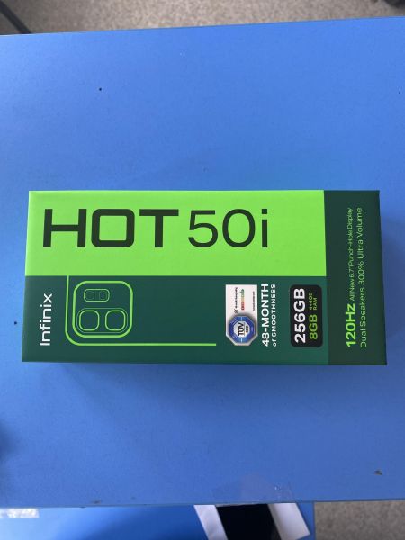 Купить Infinix Hot 50i 4/256GB (X6531B) Duos в Иркутск за 6500 руб.