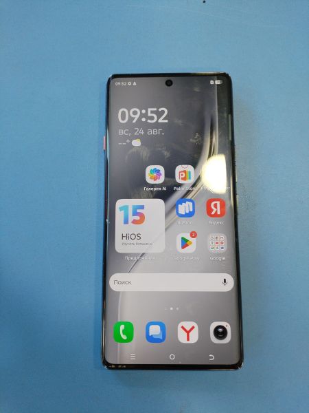 Купить TECNO Camon 40 Pro 5G 8/256GB (CM7) Duos в Иркутск за 14800 руб.