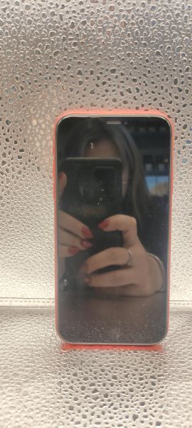 Купить Apple iPhone XR 64GB в Иркутск за 8300 руб.
