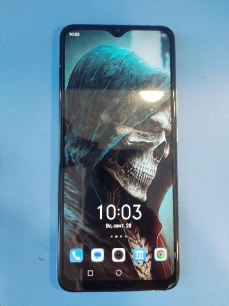 Купить Infinix Hot 10 Play 4/64GB (X688B) Duos в Иркутск за 4100 руб.