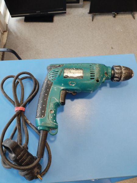 Купить Makita 6413 в Иркутск за 2000 руб.