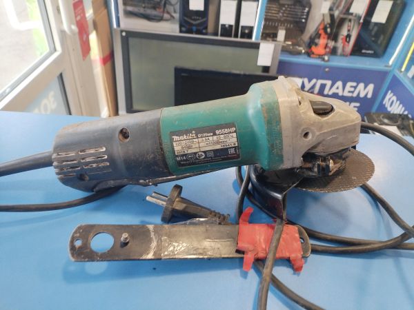Купить Makita 9558HP в Иркутск за 2800 руб.