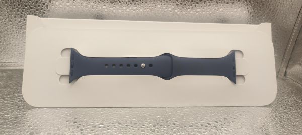 Купить Apple Watch Series 10 42mm (A2997) с СЗУ в Иркутск за 19000 руб.