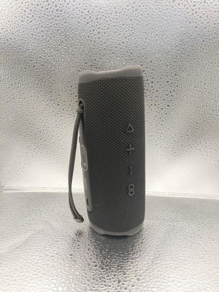 Купить JBL Flip 6 в Иркутск за 4900 руб.