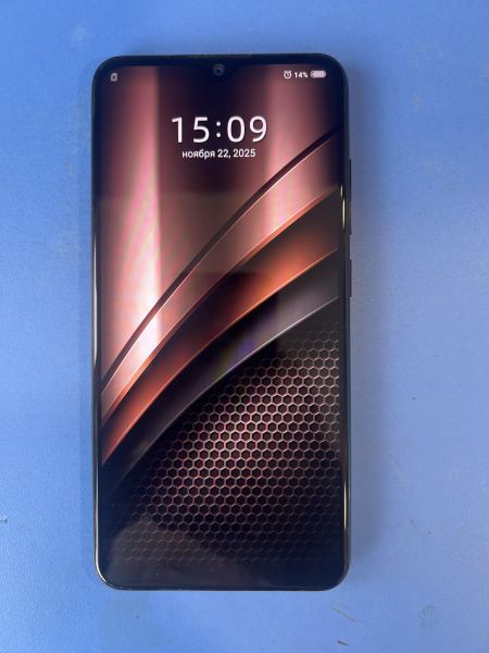 Купить Vivo Y91c 2/32GB (1820) Duos в Иркутск за 2300 руб.