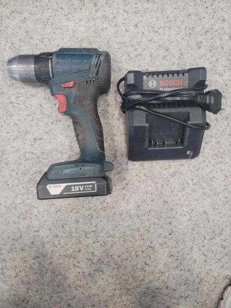 шуруповёрт аккумуляторный Bosch GSR 185-LI с СЗУ в Иркутск