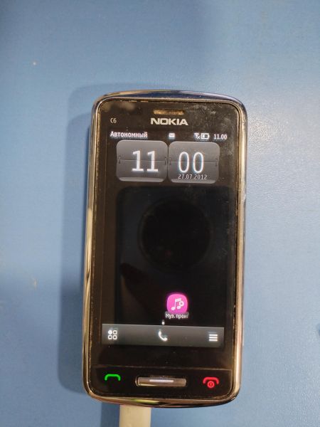 Купить Nokia C6-01 (RM-718) в Иркутск за 800 руб.