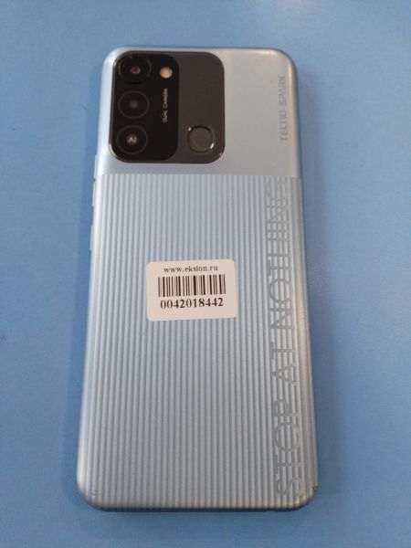 Купить TECNO Spark Go 2022 2/32GB (KG5m) Duos в Иркутск за 2800 руб.