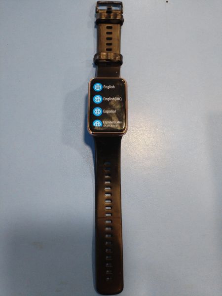 Купить Huawei Watch Fit (TIA-B09) с СЗУ в Иркутск за 900 руб.