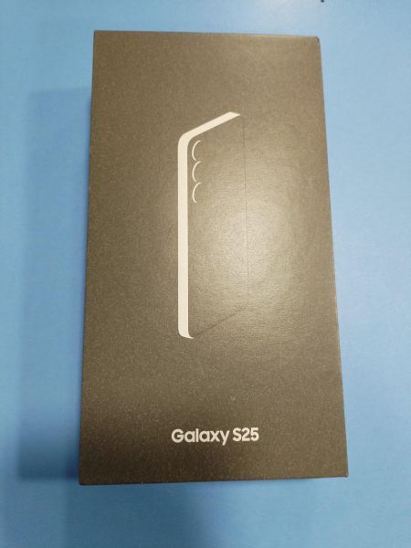 Купить Samsung Galaxy S25 12/128GB (S931B) Duos в Иркутск за 39000 руб.