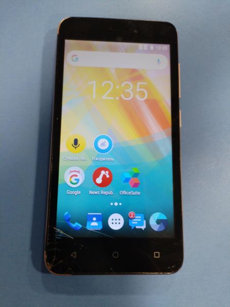 Купить Prestigio Wize G3 (PSP3510) Duos в Иркутск за 400 руб.