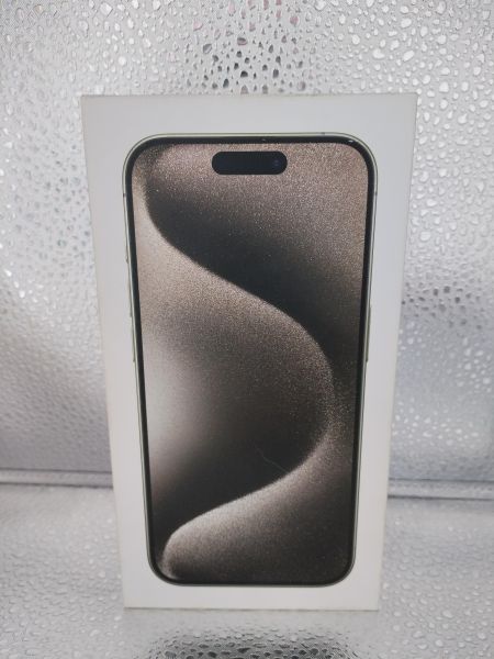 Купить Apple iPhone 15 Pro 256GB в Иркутск за 51800 руб.