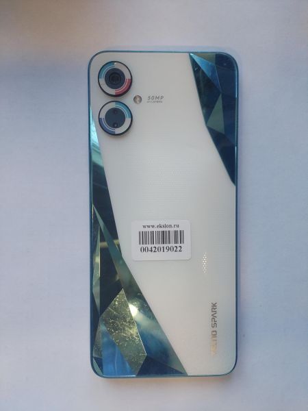 Купить TECNO Spark 9 Pro 4/128GB (KH7n) Duos в Иркутск за 4900 руб.