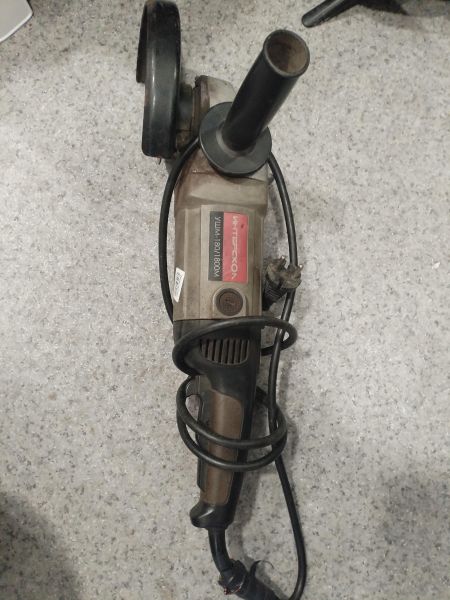 Купить Интерскол УШМ-180/1800М в Иркутск за 2200 руб.