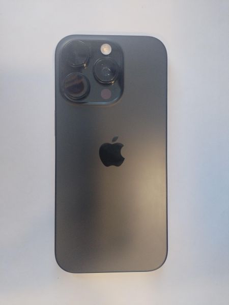 Купить Apple iPhone 16 Pro 512GB в Иркутск за 68900 руб.