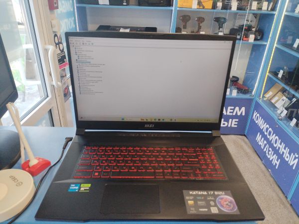 Купить MSI GF76 Katana 17 B12UCX-1005XRU в Иркутск за 29300 руб.