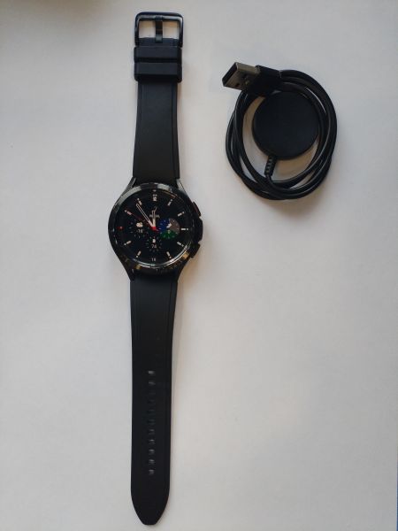 умные часы и браслеты Samsung Galaxy Watch 4 Classic (SM-R890/N) с СЗУ в Иркутск