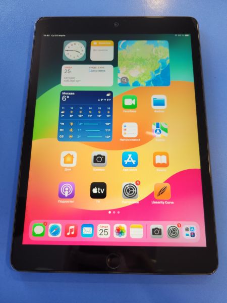 Купить Apple iPad 8 2020 32GB (A2270 MYL92/LA2/LC2) (без SIM) в Иркутск за 10700 руб.