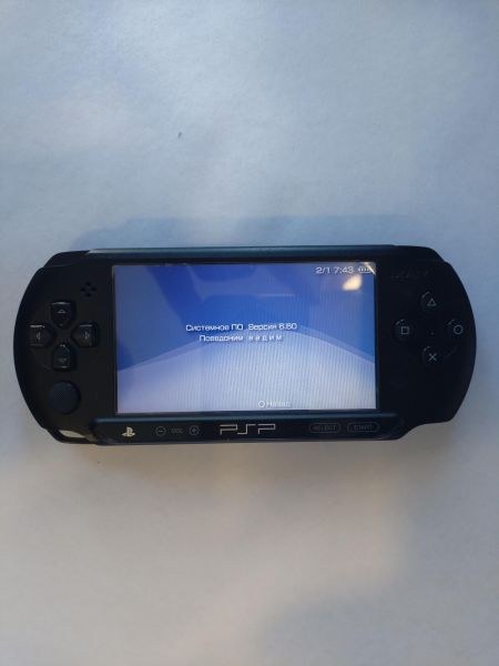 игровая приставка Sony PlayStation Portable (PSP-E1008) с СЗУ в Иркутск