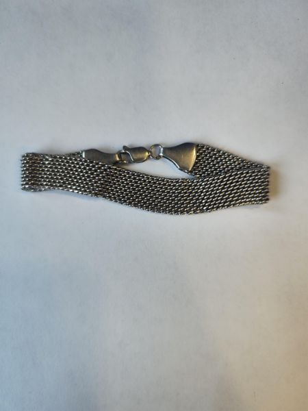 серебряный браслет Браслет серебро 925 22,98g, вес изделия 22.98g, длина 15 см в Иркутск