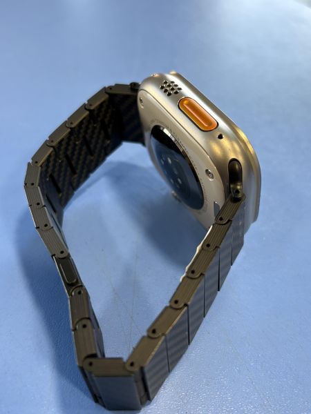 умные часы и браслеты Apple Watch Ultra 2 49mm (A2986) с СЗУ в Иркутск