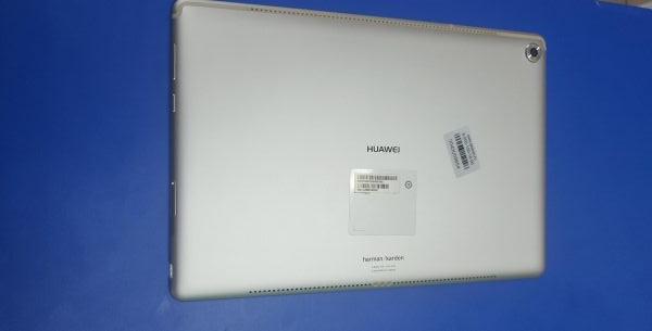 Купить Huawei MediaPad M5 10.8 64GB (CMR-W09) (без SIM) в Иркутск за 9099 руб.