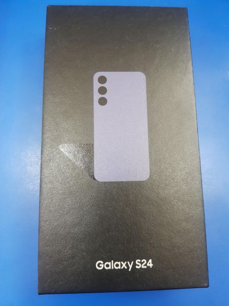 Купить Samsung Galaxy S24 8/256GB (S921B) Duos в Иркутск за 55099 руб.