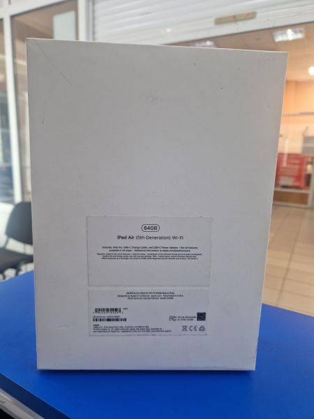 Купить Apple iPad Air 5 2022 64GB (A2588) (без SIM) в Иркутск за 42099 руб.