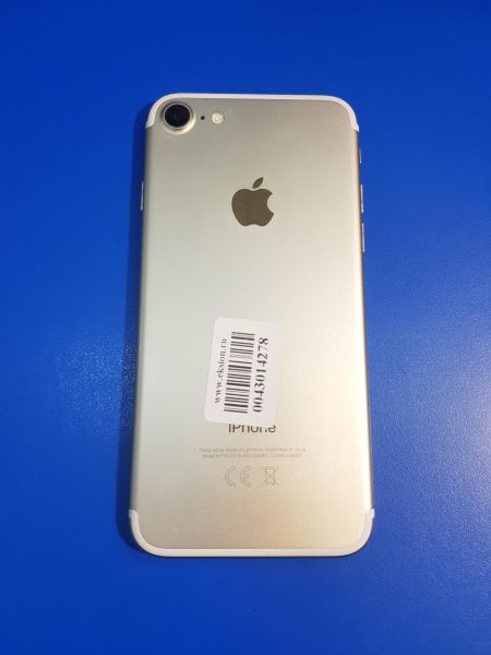 Купить Apple iPhone 7 32GB в Иркутск за 3699 руб.