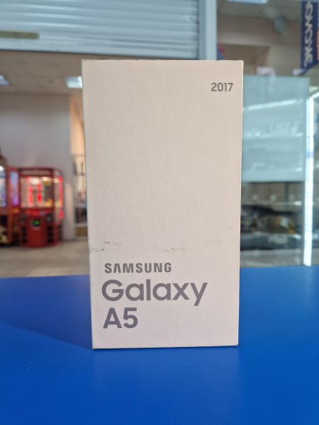 Купить Samsung Galaxy A5 2017 3/32GB (A520F) Duos в Иркутск за 4299 руб.