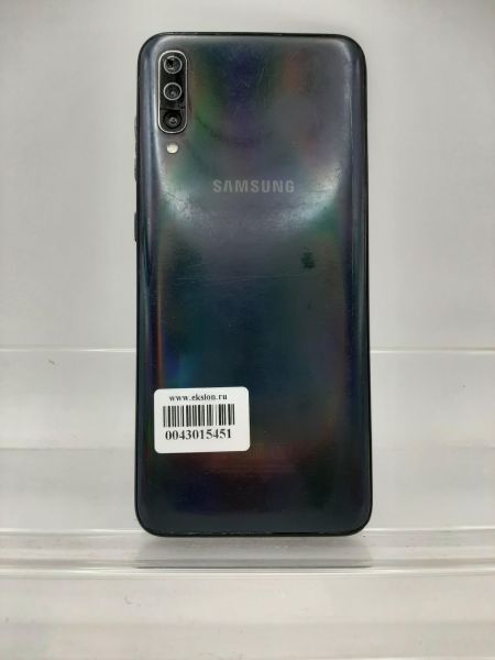 Купить Samsung Galaxy A70 2019 6/128GB (A705F/FN) Duos в Иркутск за 6000 руб.