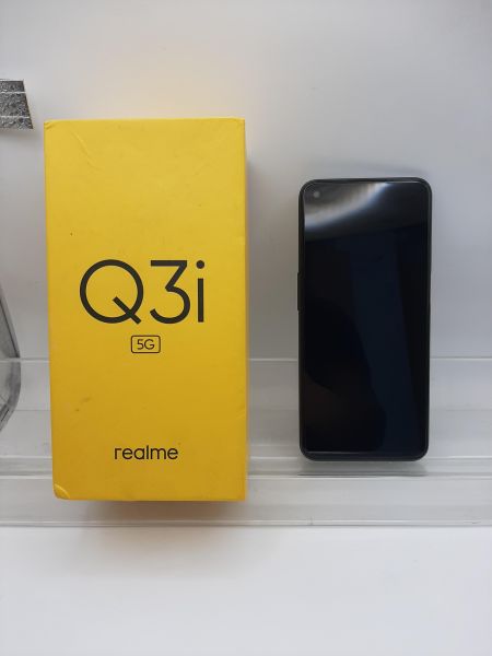 Купить Realme Q3i 4/128GB (RMX3042) Duos в Иркутск за 4950 руб.