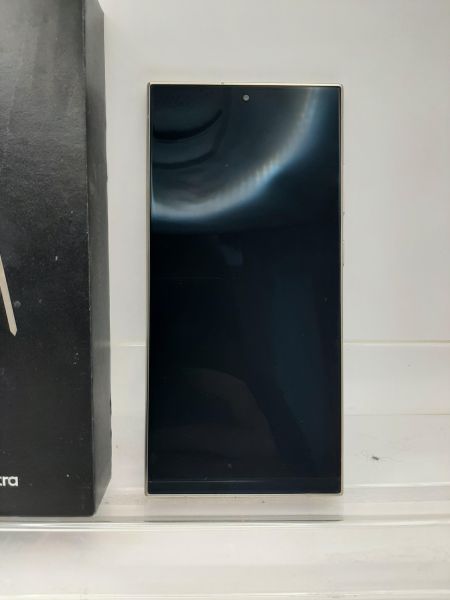 Купить Samsung Galaxy S24 Ultra 12/256GB (S928B) Duos в Иркутск за 61100 руб.