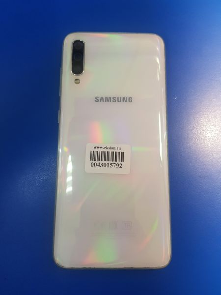 Купить Samsung Galaxy A70 2019 6/128GB (A705F/FN) Duos в Иркутск за 6400 руб.