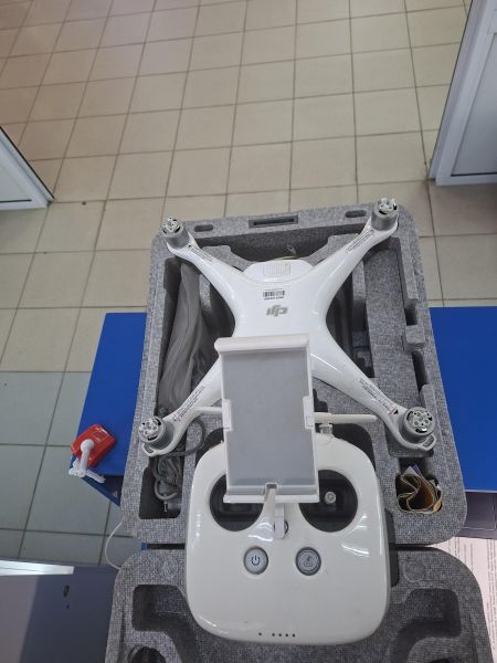 квадрокоптер и дрон DJI Phantom 4 в Иркутск