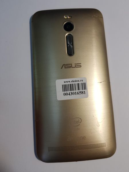 Купить ASUS ZenFone 2 4/32GB (ZE551ML/Z00AD) Duos в Иркутск за 1900 руб.