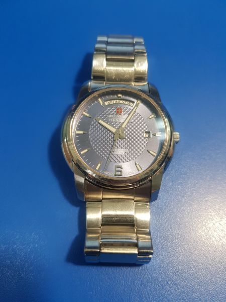 Купить SwissMilitaryHanowa 5-5151 в Иркутск за 18600 руб.